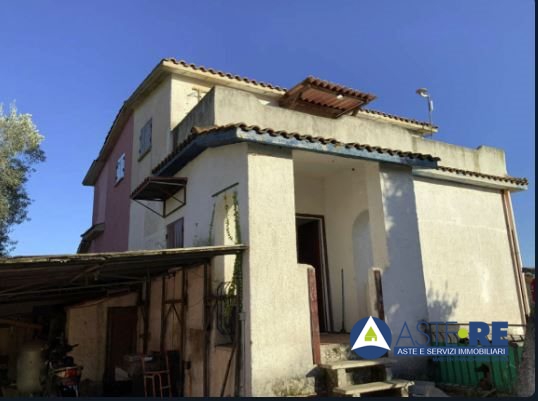 Rustico in vendita a Aprilia