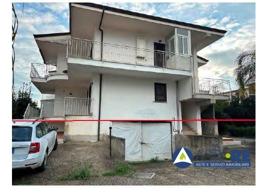 Quadrilocale in vendita a Minturno