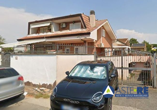 Villa in vendita a Ardea