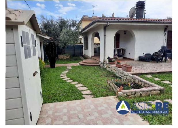 Trilocale in vendita a Latina