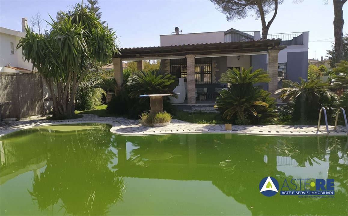 Villa in vendita a Anzio