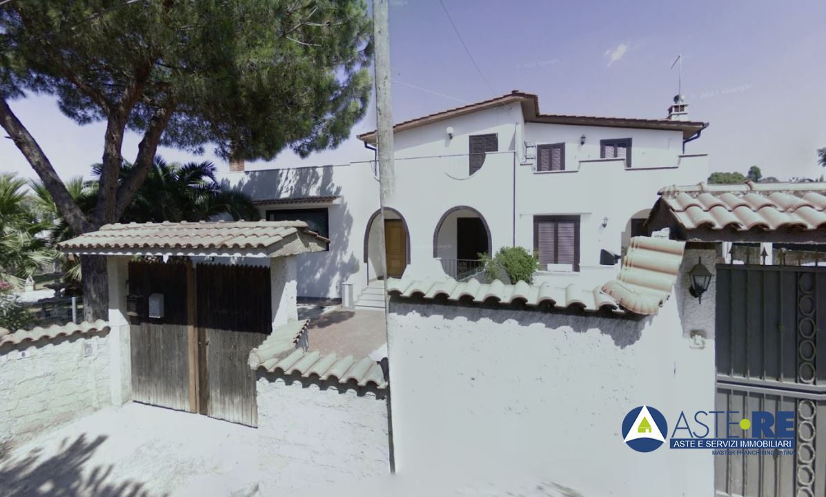 Villa in vendita a Aprilia