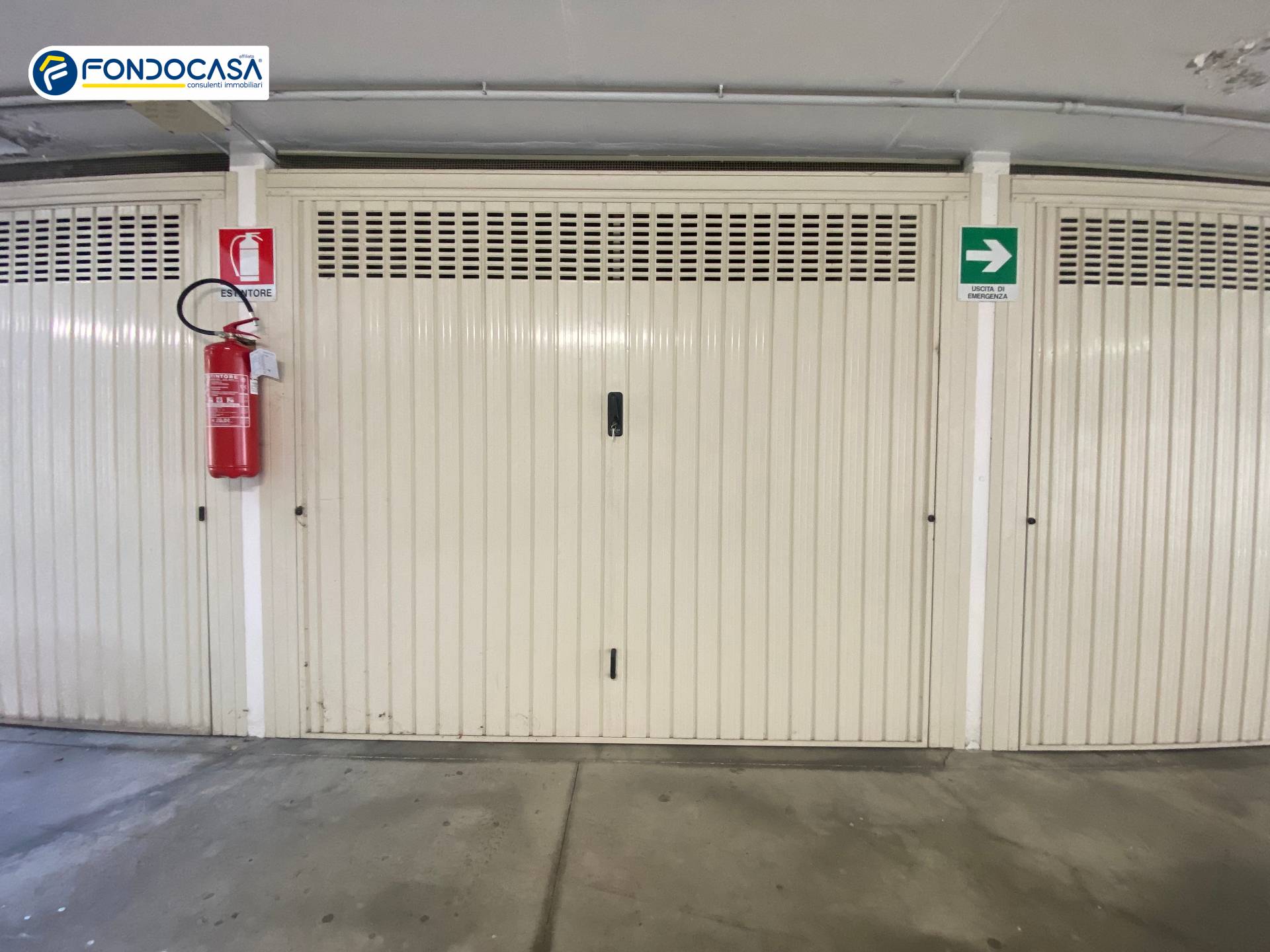 Box o garage in vendita a Borghetto Santo Spirito