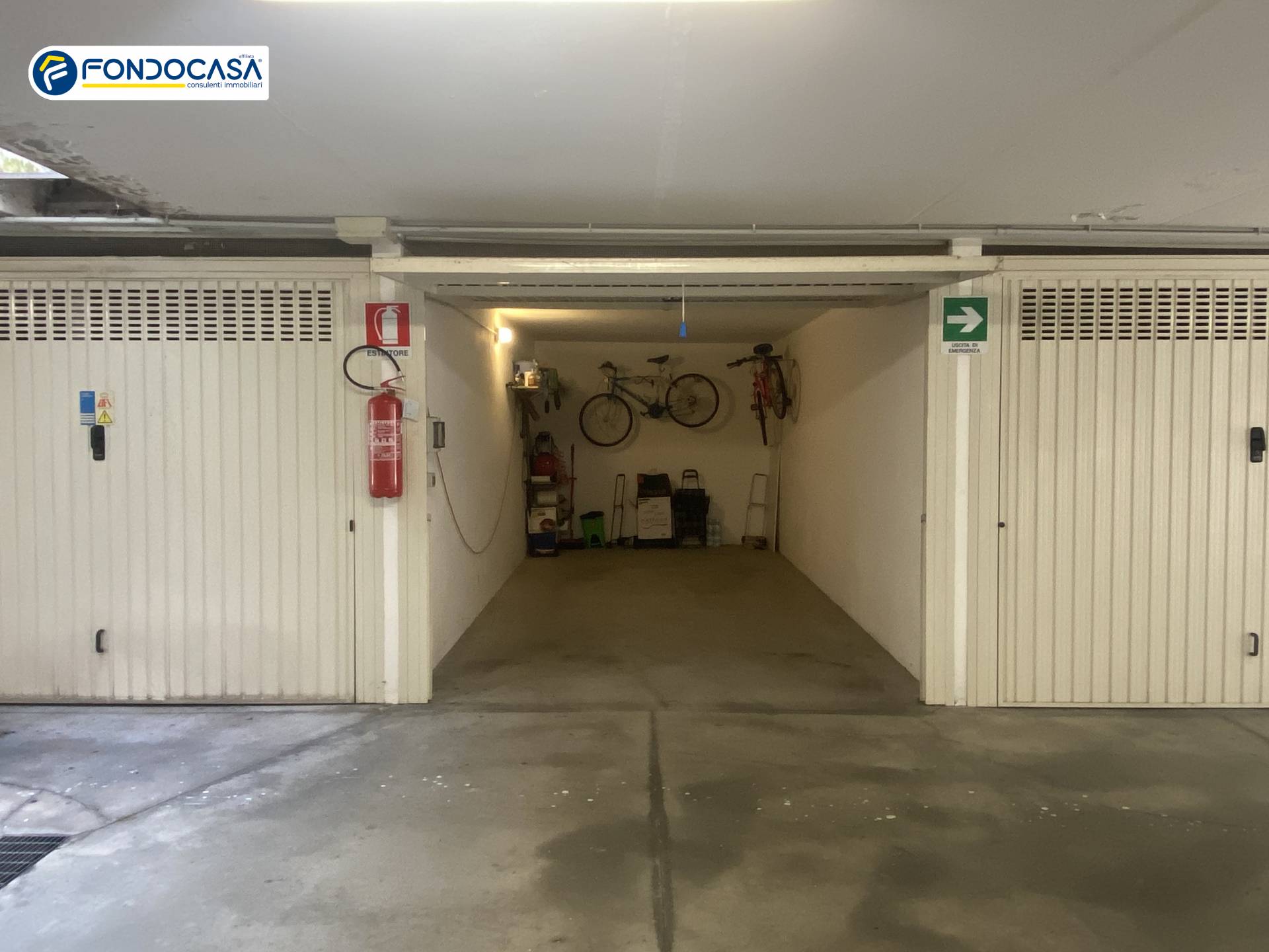 Box o garage in vendita a Borghetto Santo Spirito