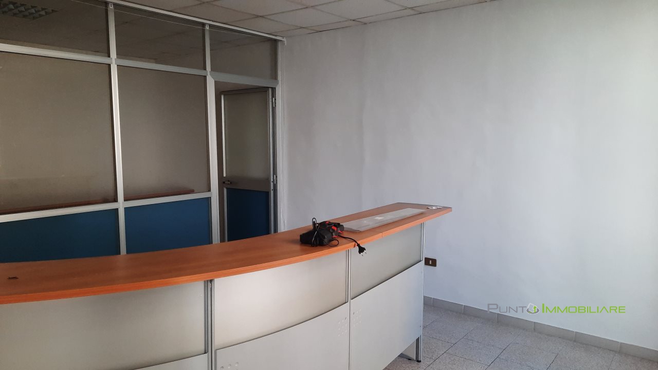 Ufficio in affitto a Brindisi