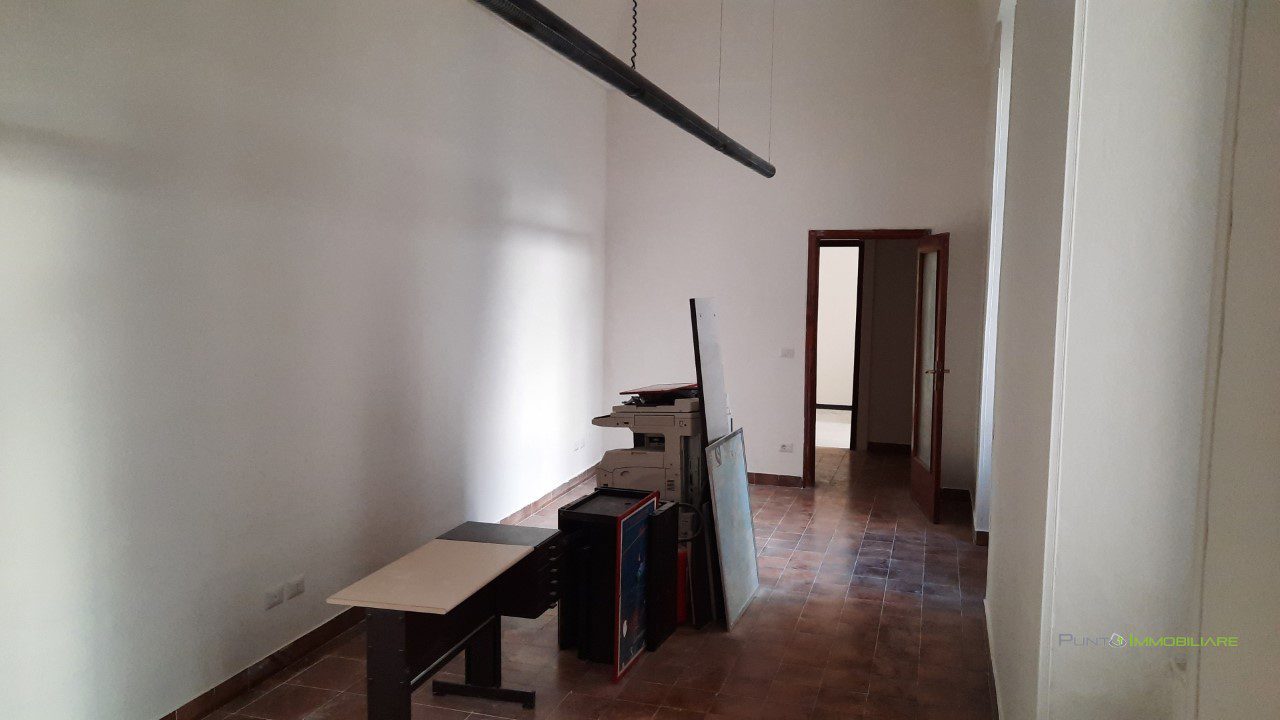 Ufficio in affitto a Brindisi