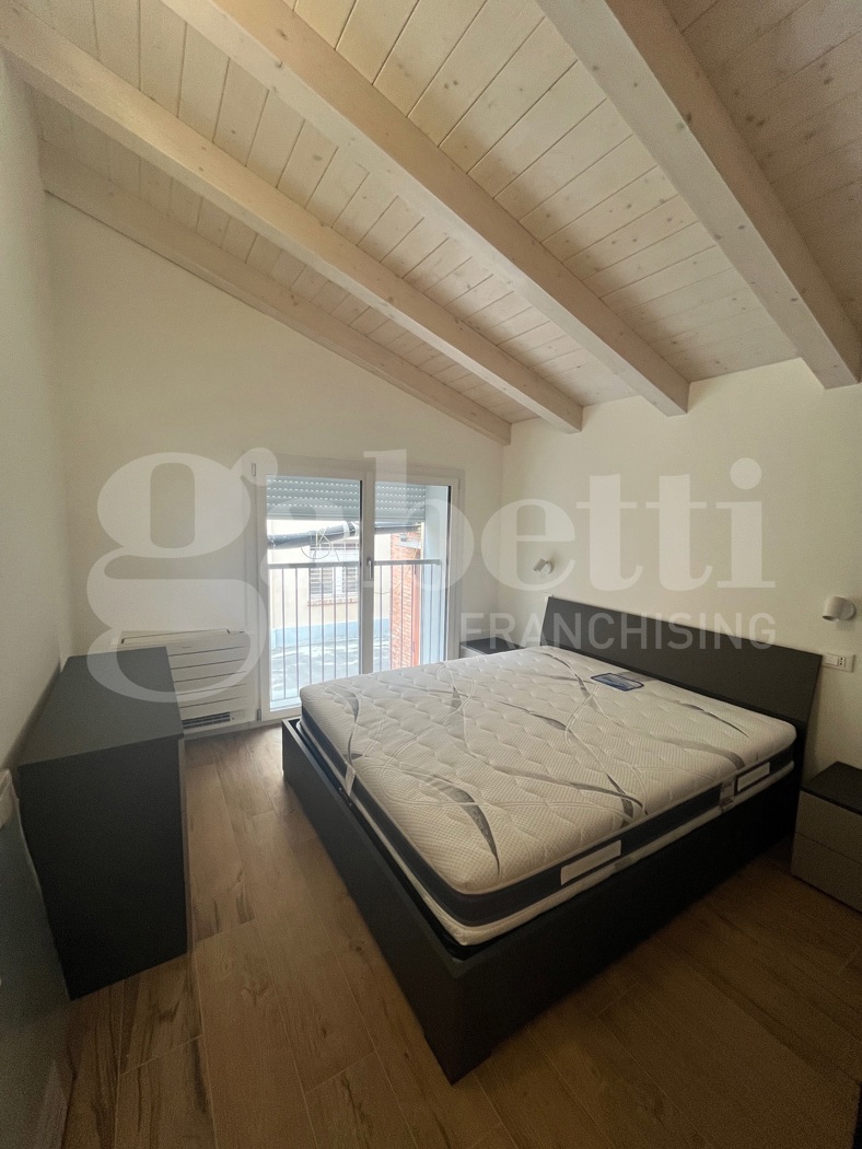 Trilocale arredato in affitto a Bologna