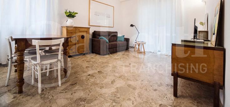 Quadrilocale da ristrutturare a Bologna