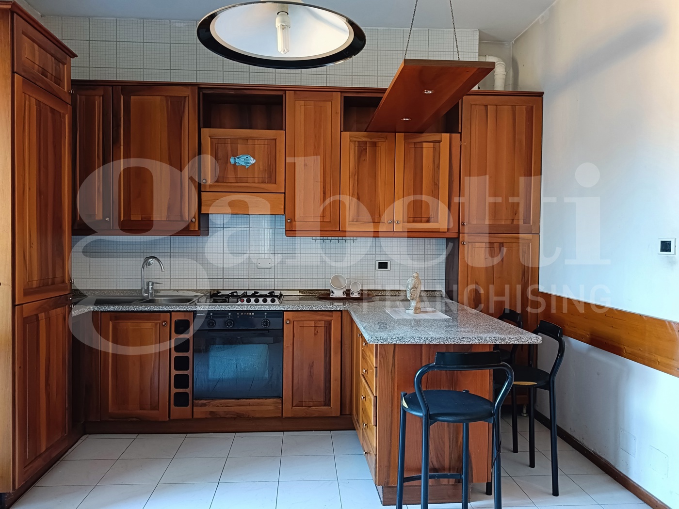 Trilocale ristrutturato a Bologna