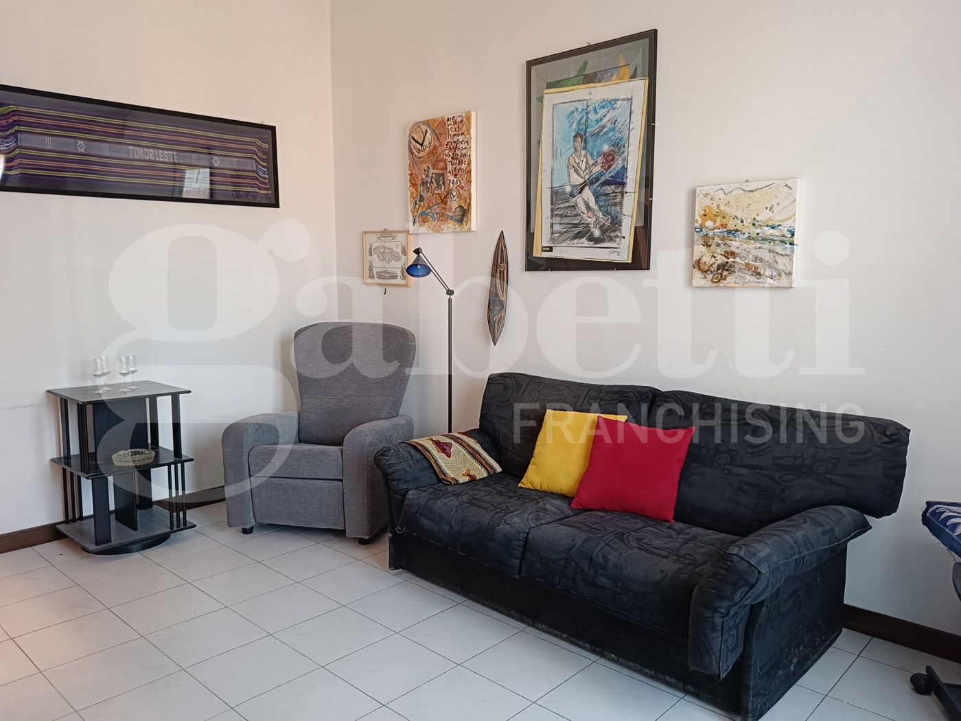 Trilocale ristrutturato a Bologna