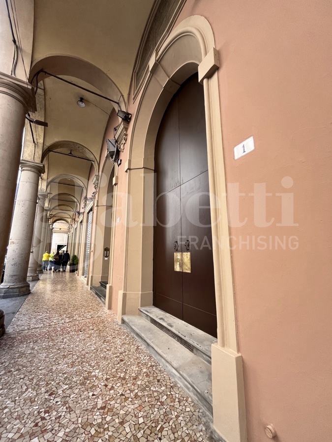 Trilocale ristrutturato a Bologna