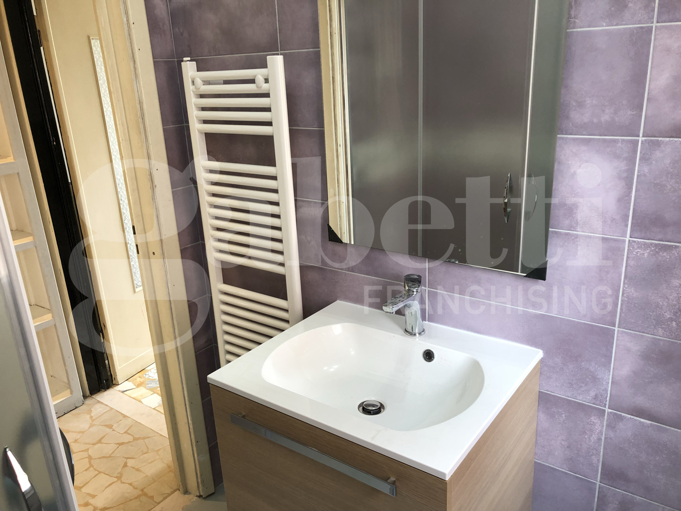 Monolocale arredato in affitto a Bologna