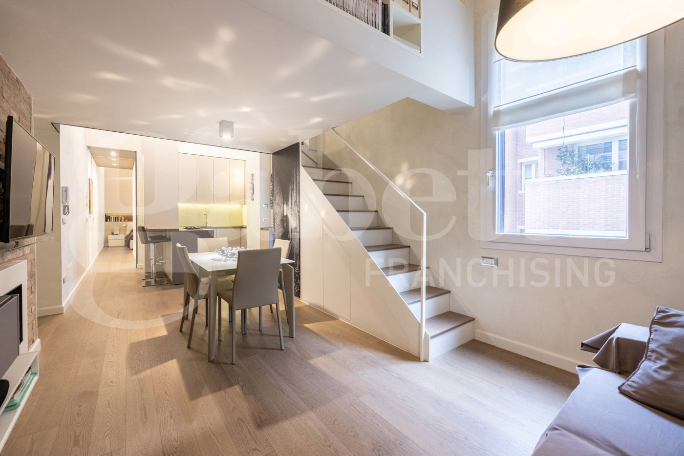 Quadrilocale ristrutturato a Bologna