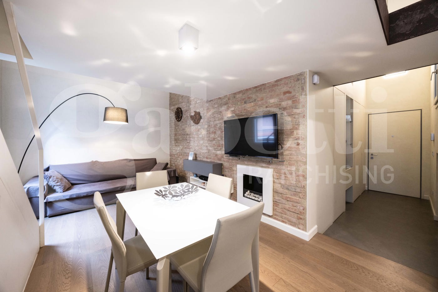 Quadrilocale ristrutturato a Bologna