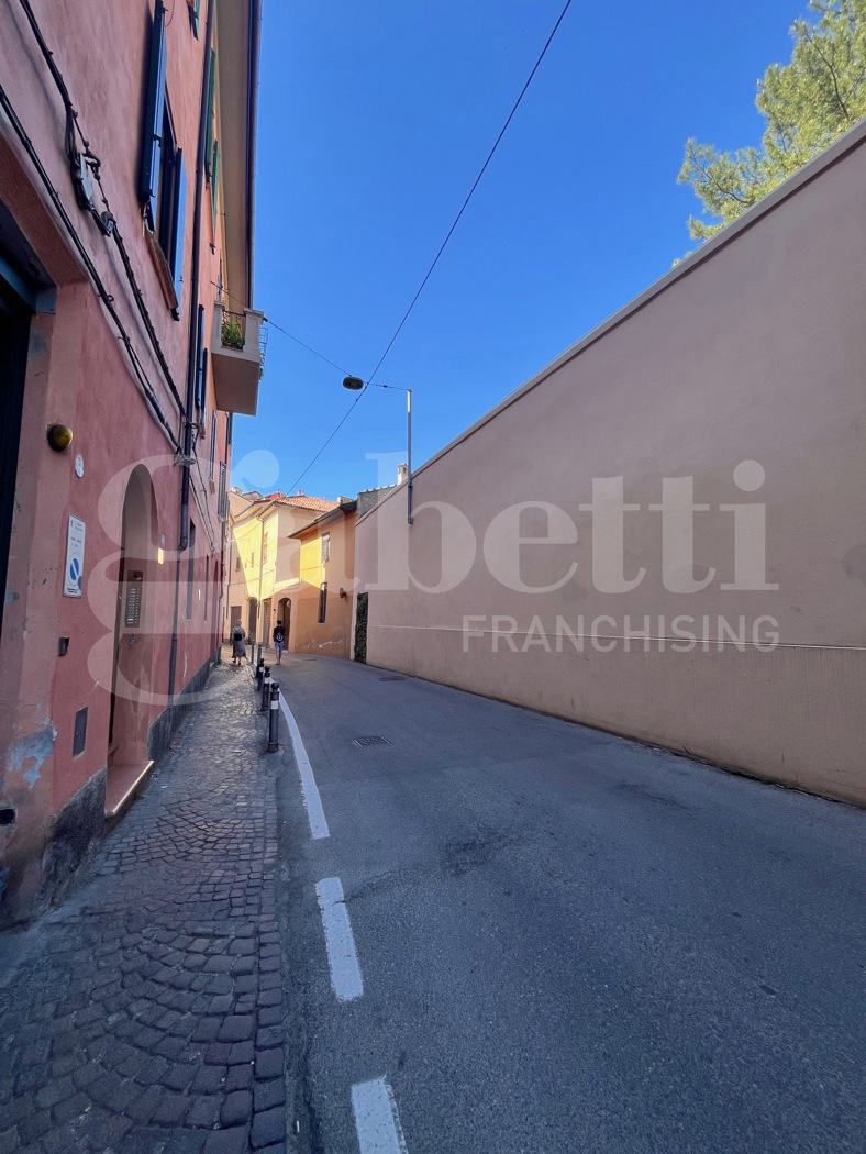 Bilocale arredato in affitto a Bologna