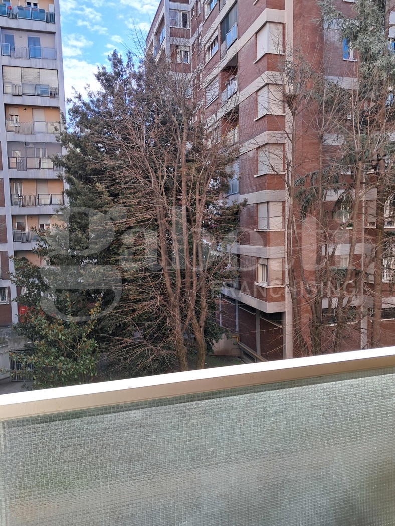 Quadrilocale arredato in affitto a Bologna