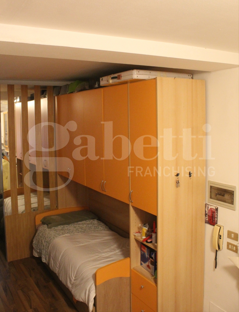 Monolocale arredato in affitto a Bologna