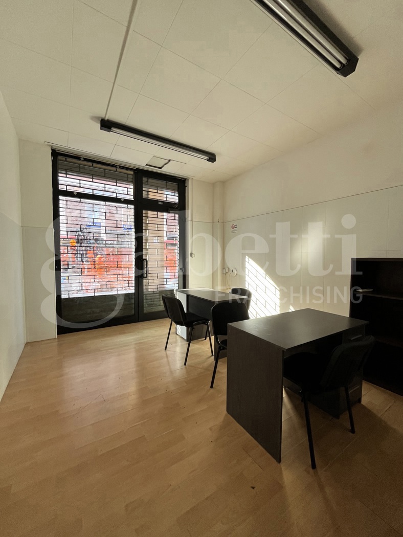 Negozio in vendita a Bologna