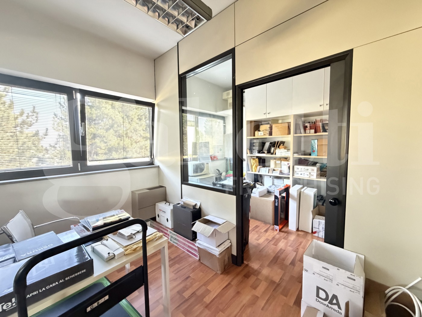 Ufficio in vendita a Calderara di Reno