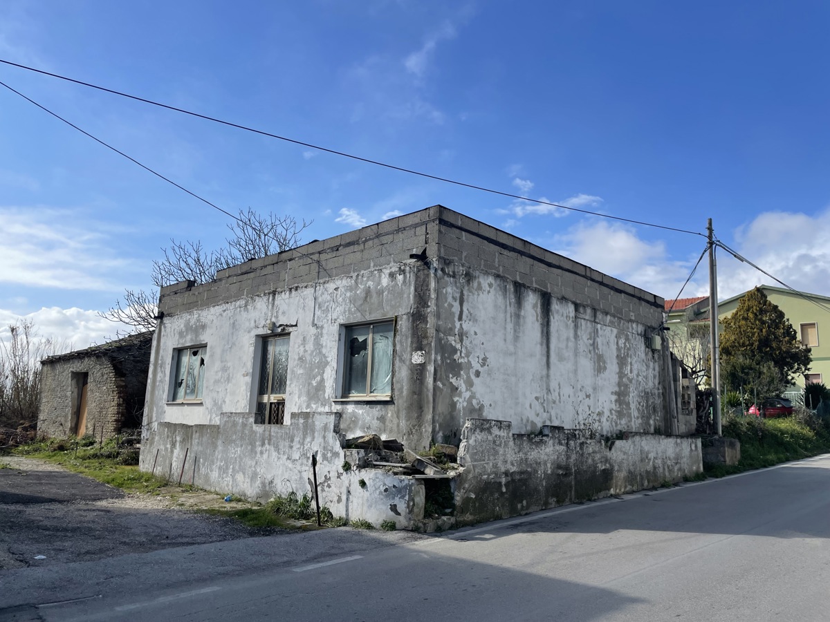 Casa indipendente da ristrutturare a Pescara