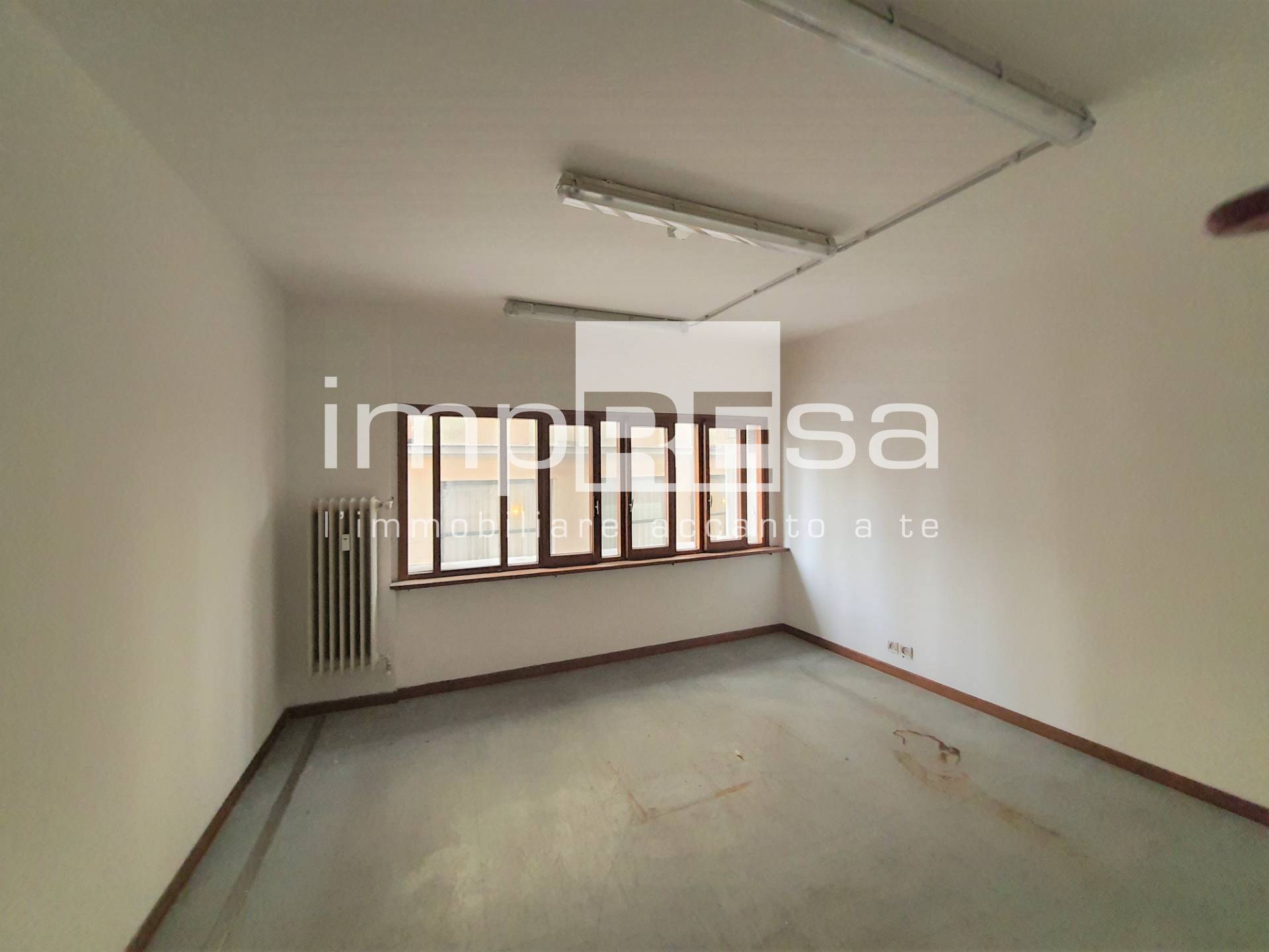 Ufficio in vendita a Treviso, Centro storico
