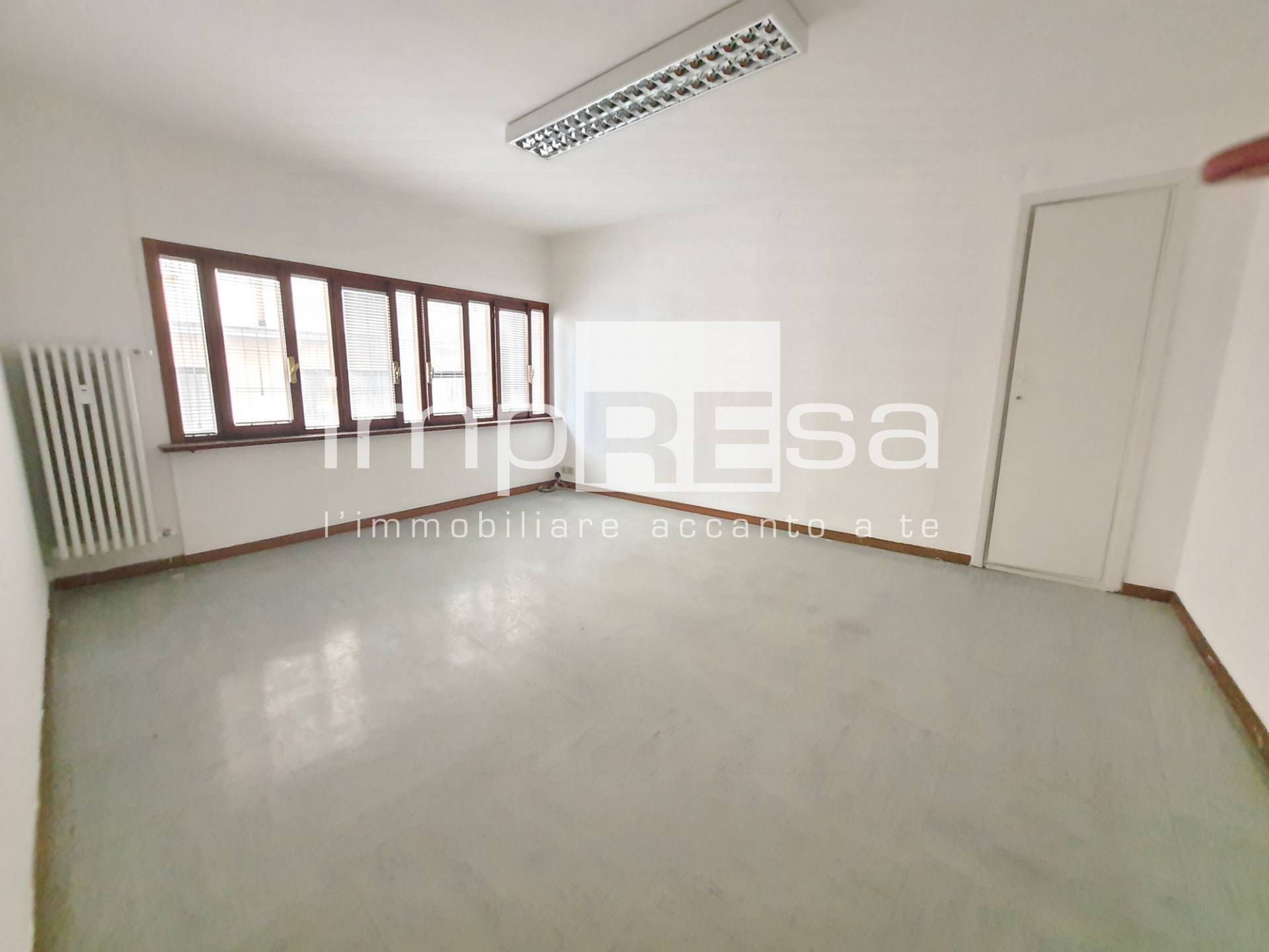 Ufficio in vendita a Treviso, Centro storico