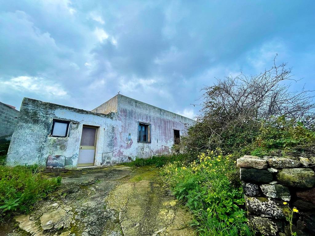 Casa singola in vendita a Pantelleria