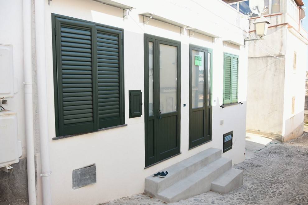 Appartamento in affitto a Ustica