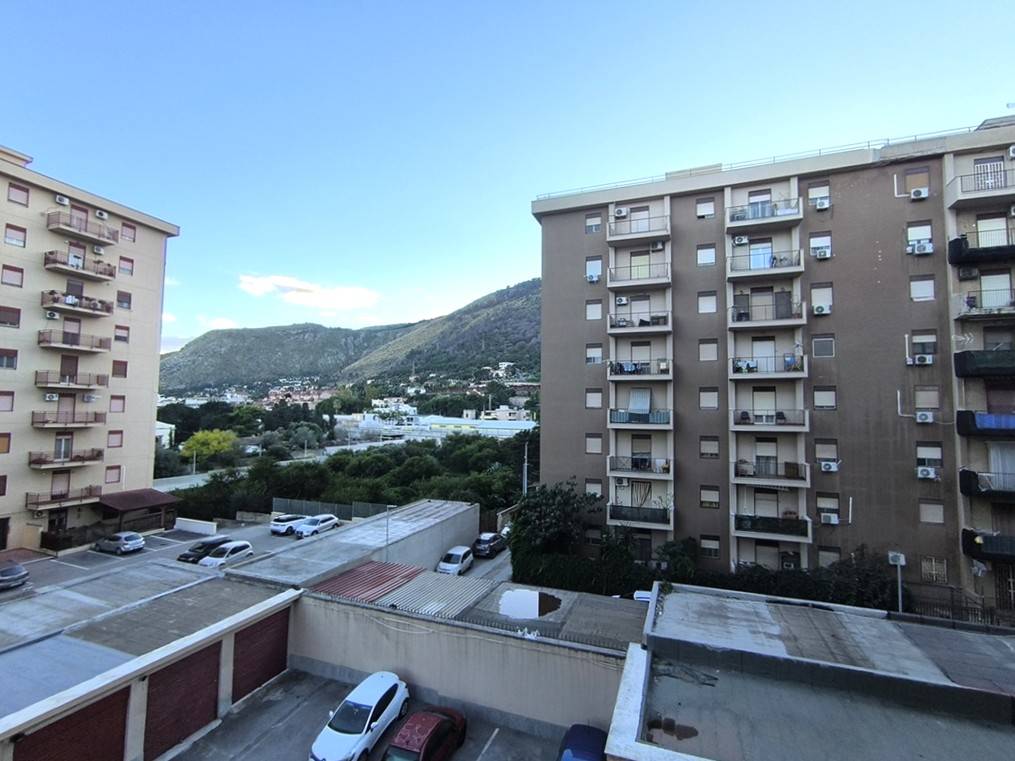 Appartamento in vendita a Palermo, Tommaso Natale
