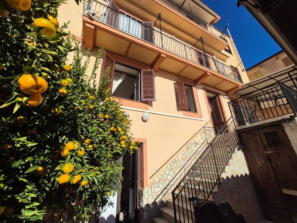 Appartamento in vendita a Monreale