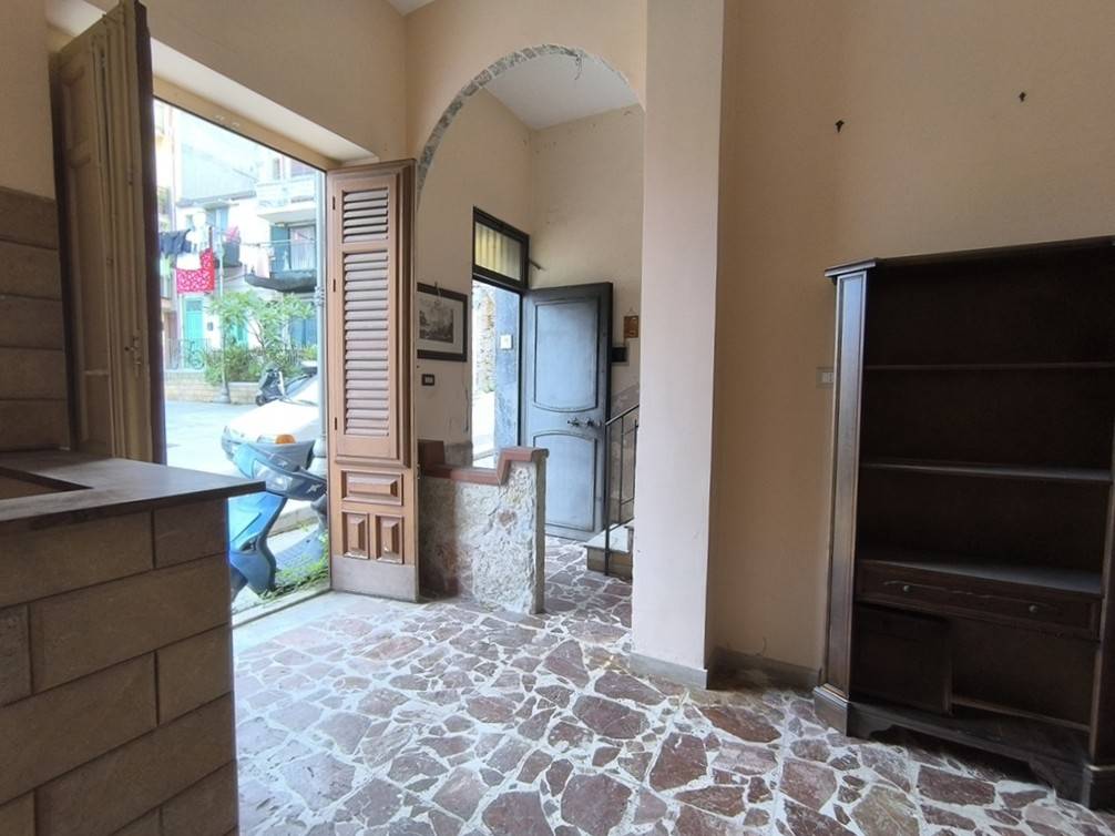 Palazzina in vendita a Ficarazzi