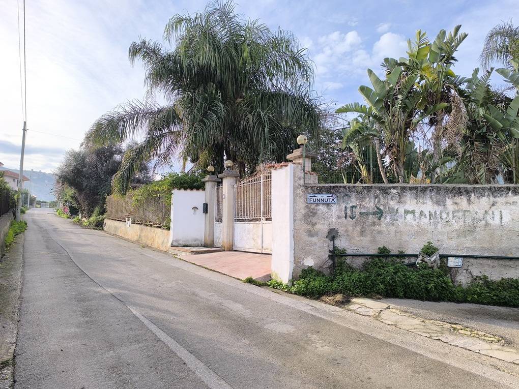 Terreno Agricolo in vendita a Palermo