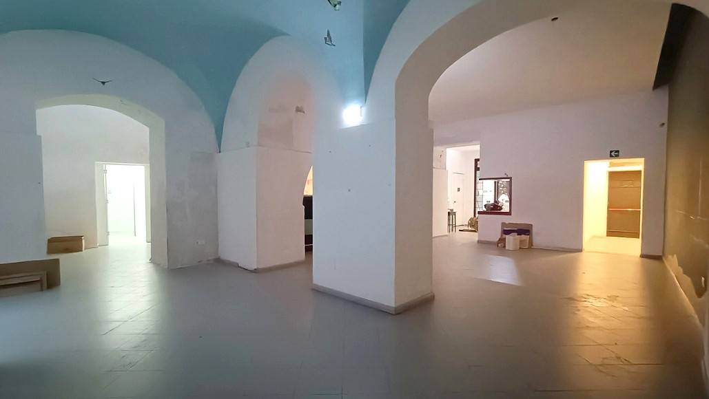 Locale commerciale in vendita a Palermo, Centro storico