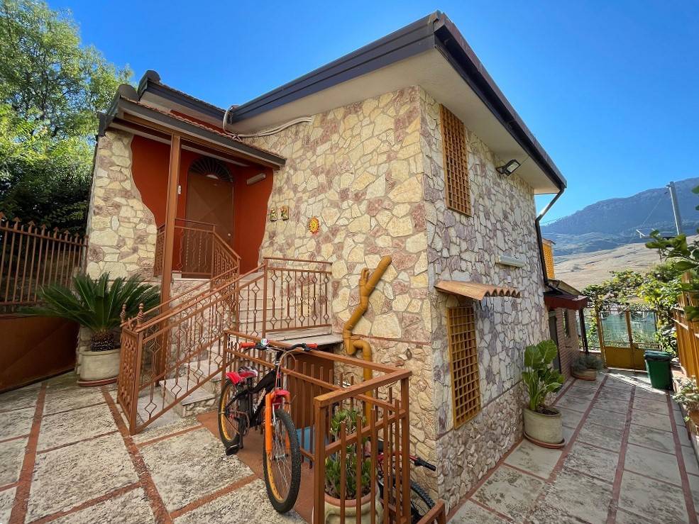 Villa in vendita a Monreale