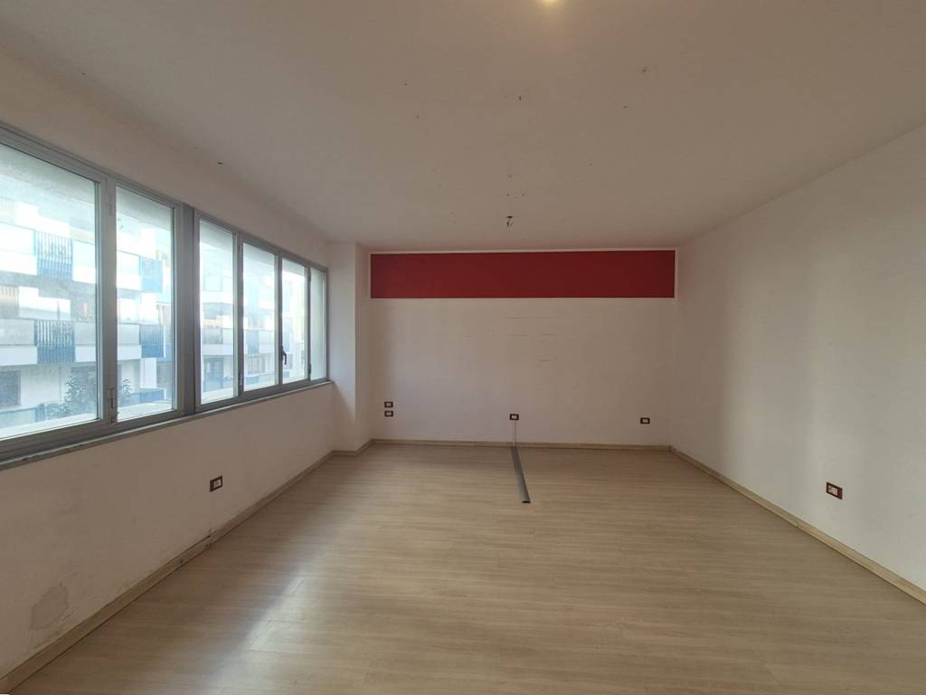 Studio/Ufficio in vendita a Palermo, Strasburgo