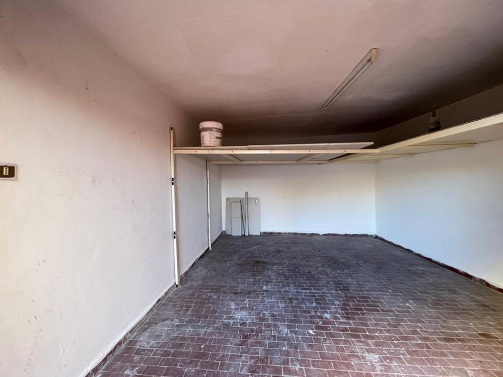 Box o garage in vendita a Palermo, Strasburgo