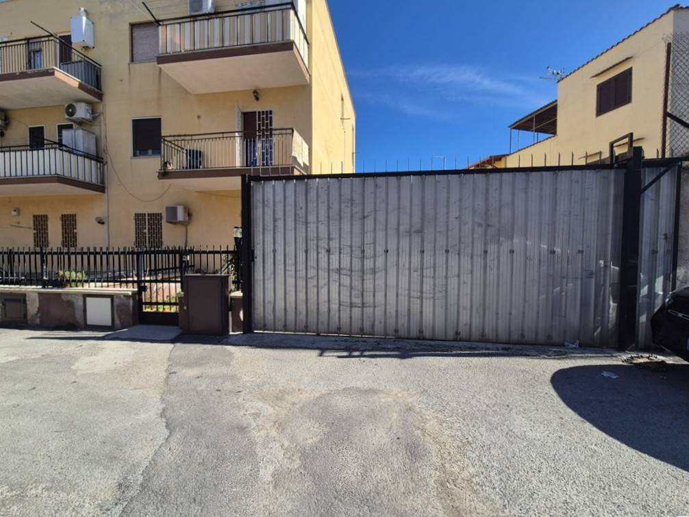 Magazzino in vendita a Palermo, Acqua dei Corsari