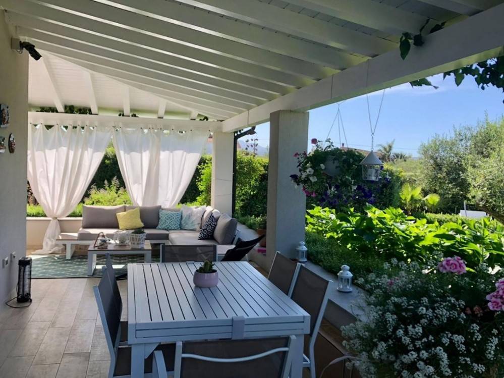 Villa in vendita a Altavilla Milicia