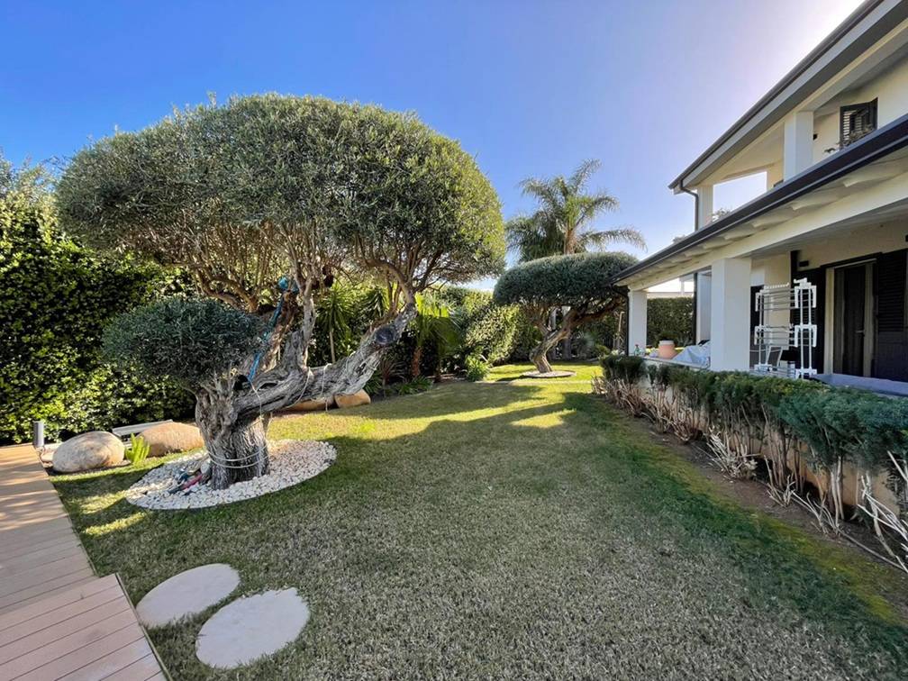 Villa in vendita a Altavilla Milicia