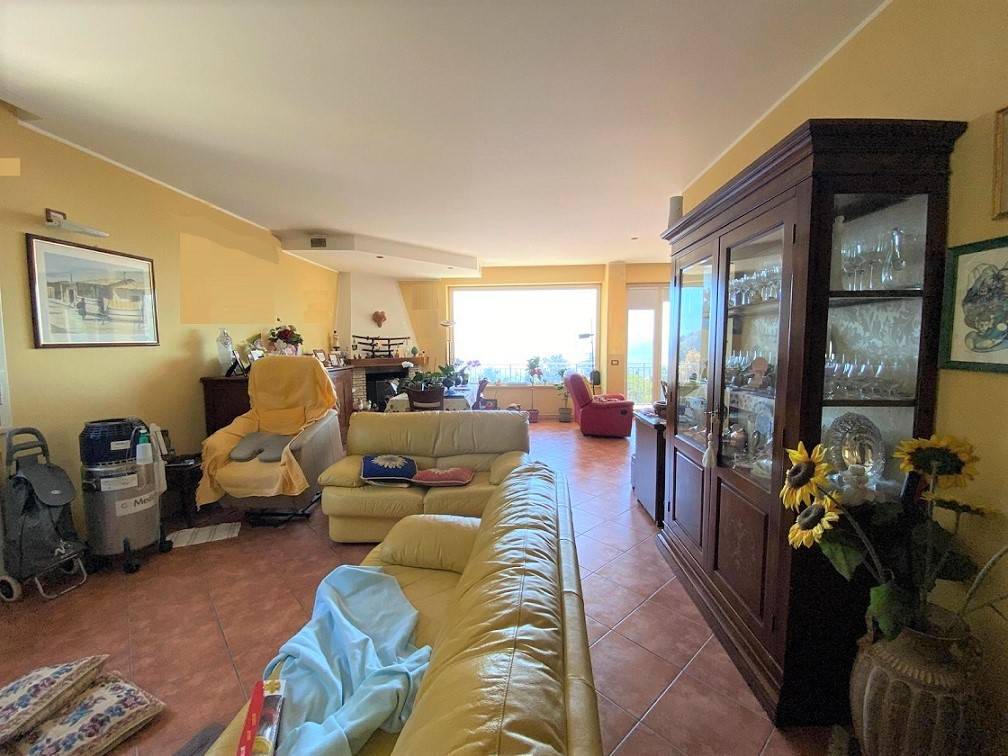 Villa in vendita a Palermo, Castellana