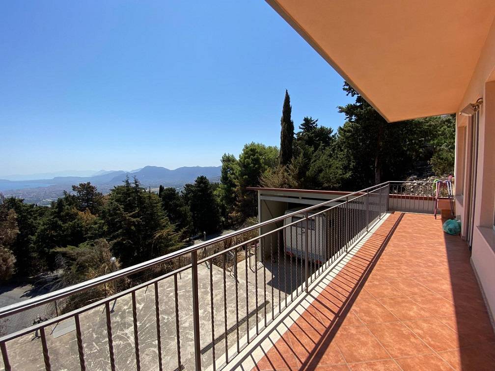 Villa in vendita a Palermo, Castellana