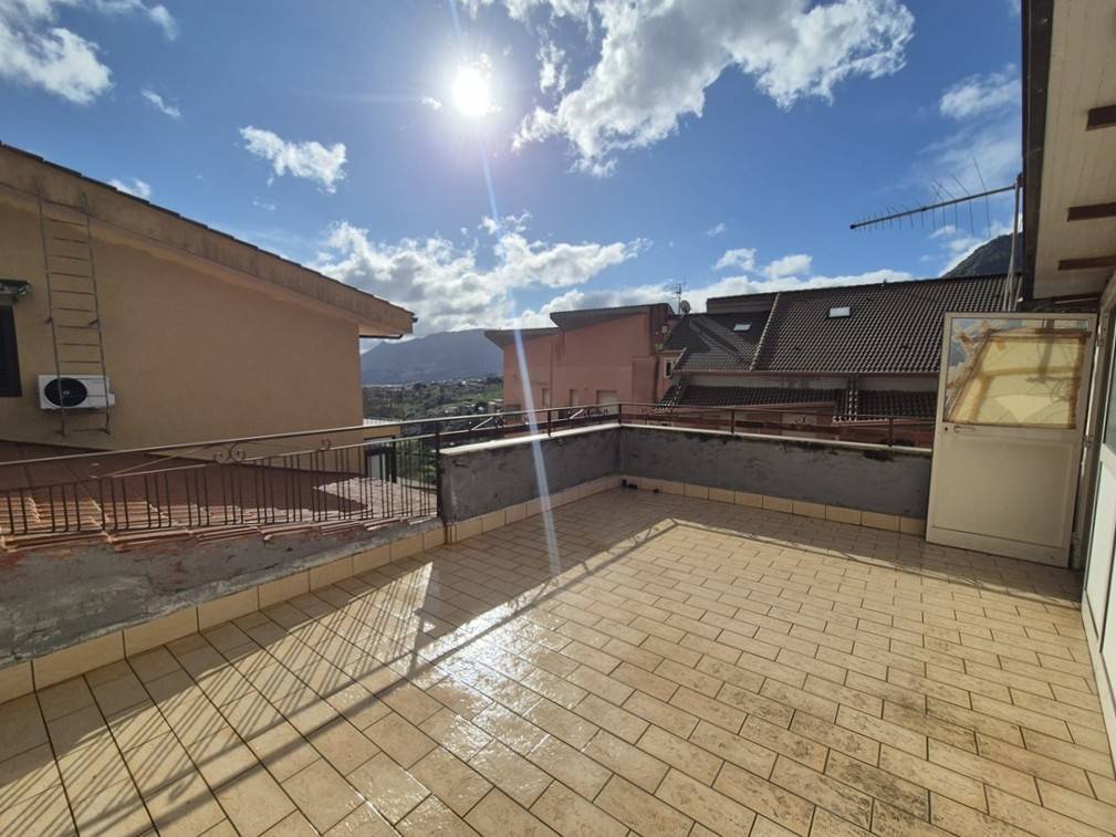 Appartamento in vendita a Monreale, Pioppo