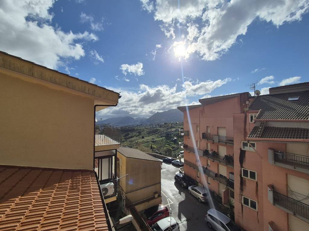 Appartamento in vendita a Monreale, Pioppo