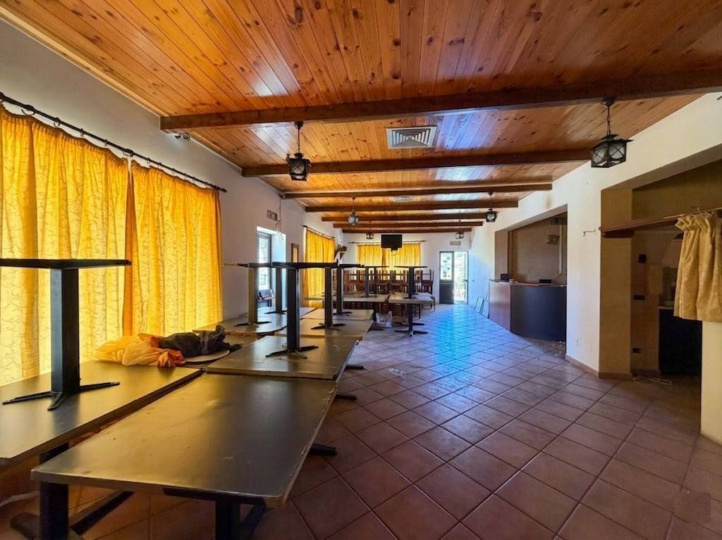 Locale commerciale in vendita a Pantelleria
