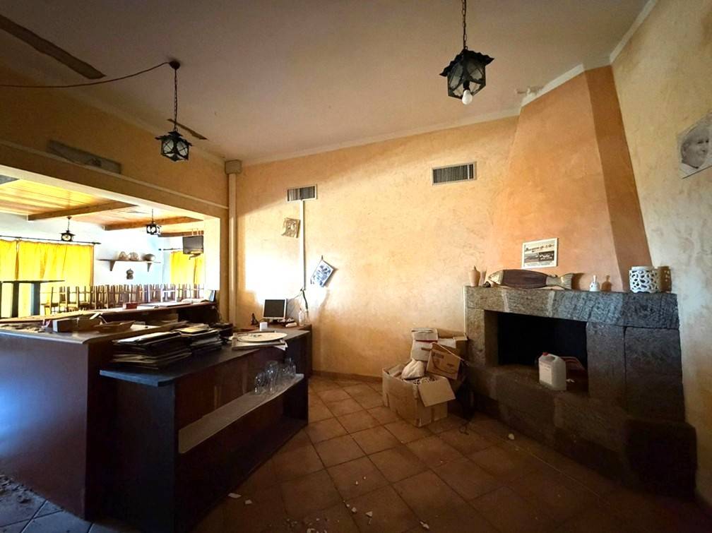 Locale commerciale in vendita a Pantelleria