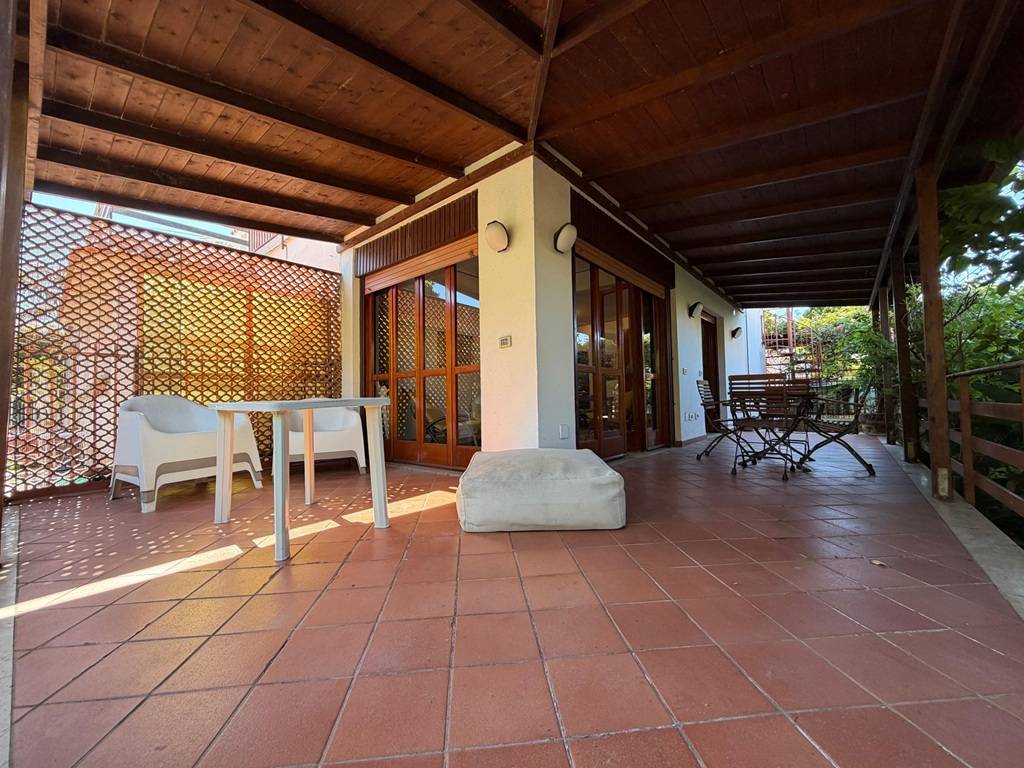 Villa in vendita a Palermo, Mondello