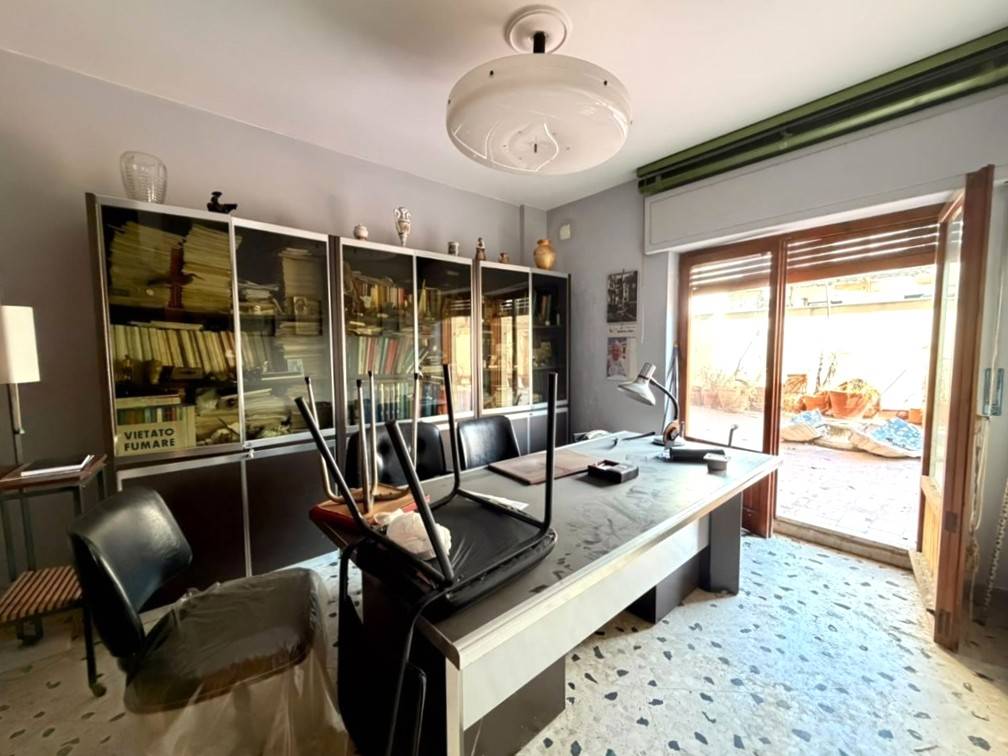 Studio/Ufficio in vendita a Palermo, Tribunale