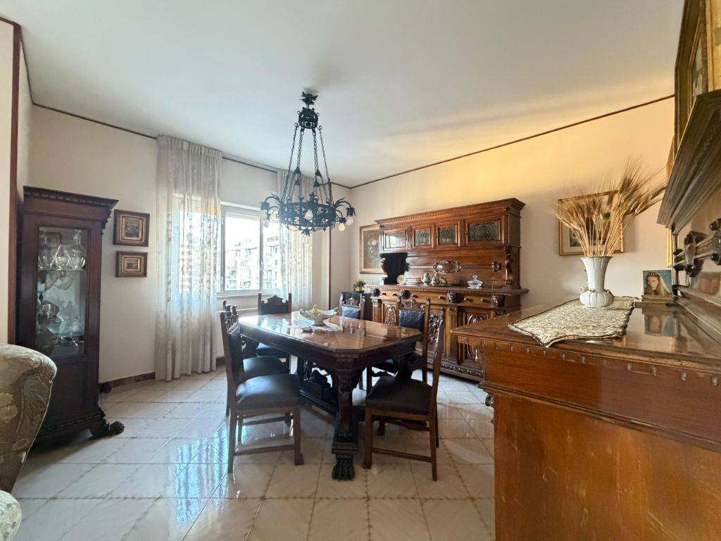 Appartamento in vendita a Palermo, Nebrodi