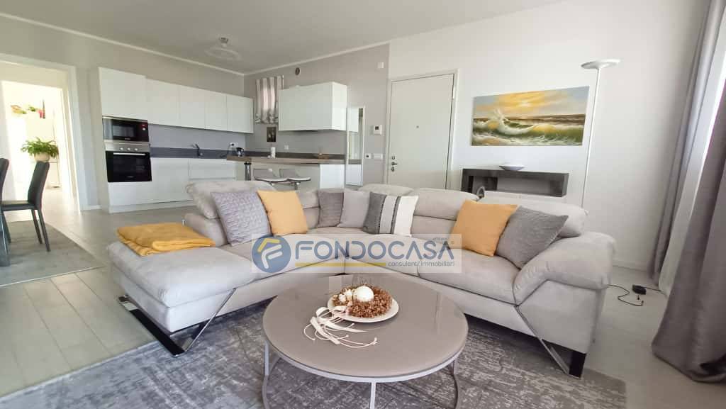 Appartamento in vendita a Peschiera del Garda, San Benedetto