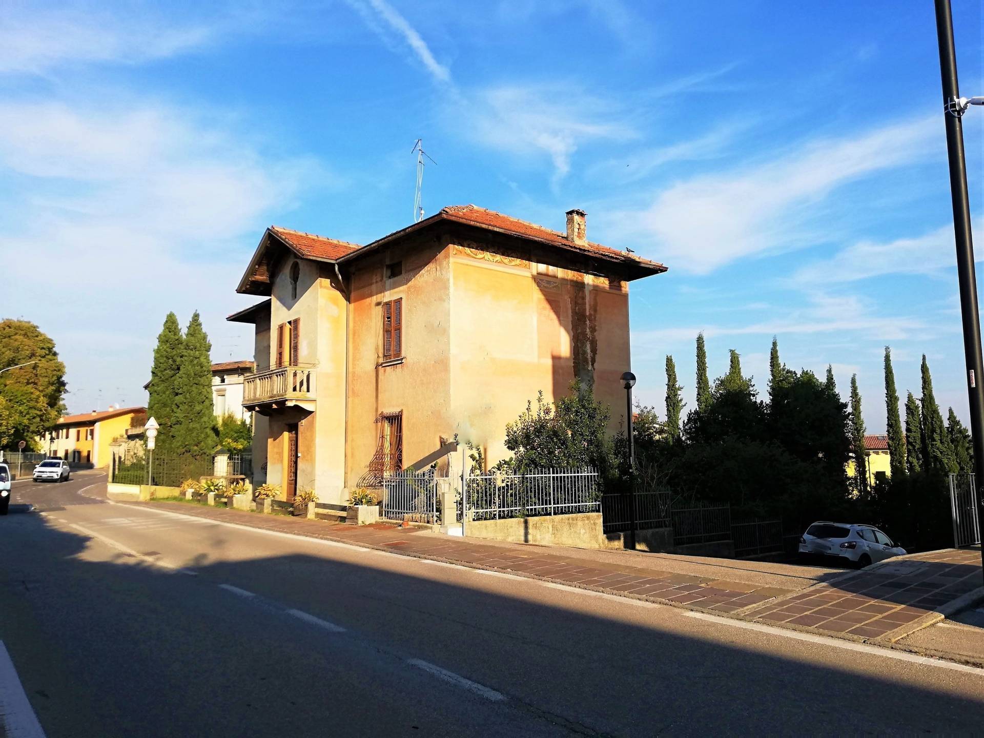 Villa unifamiliare in vendita a Pozzolengo